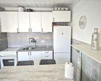 Herverkoop - Bungalow -
Torrevieja - Torretas