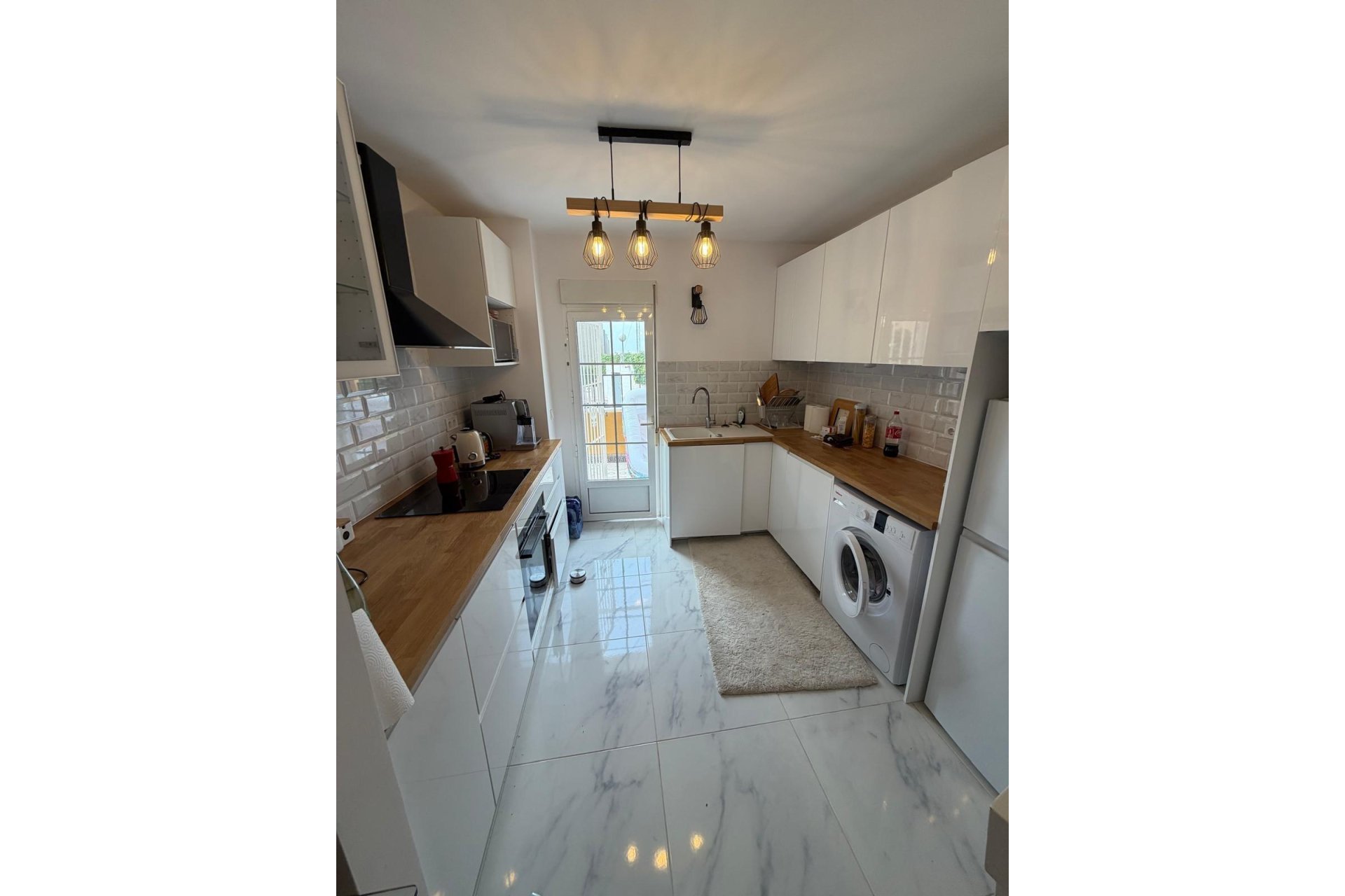 Herverkoop - Bungalow -
Torrevieja - Zona Los Frutales