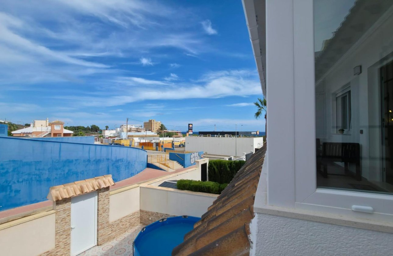 Herverkoop - Bungalow -
Torrevieja - Zona Los Frutales