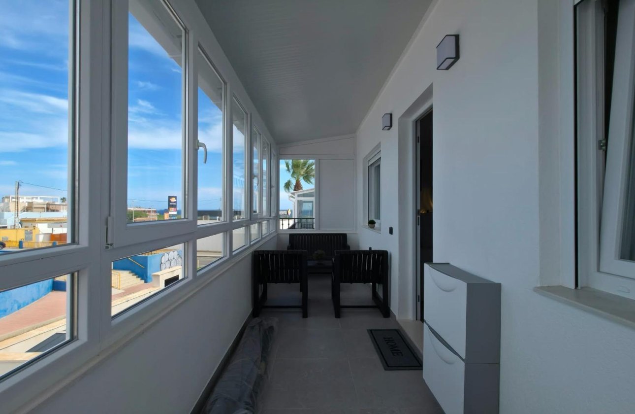 Herverkoop - Bungalow -
Torrevieja - Zona Los Frutales