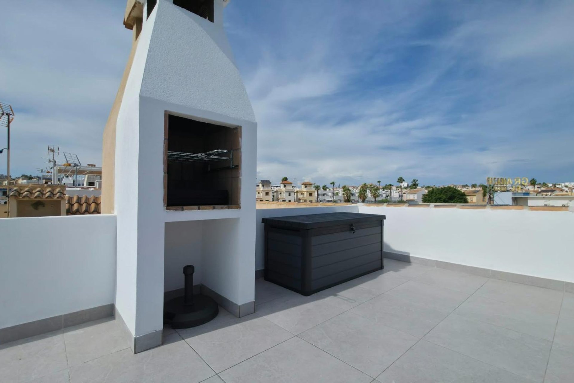 Herverkoop - Bungalow -
Torrevieja - Zona Los Frutales