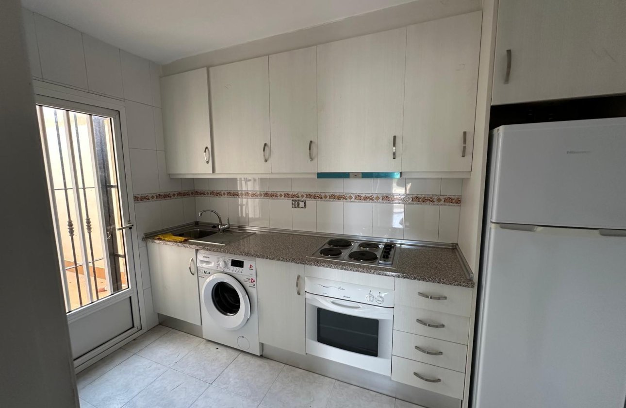 Herverkoop - Bungalow -
Torrevieja