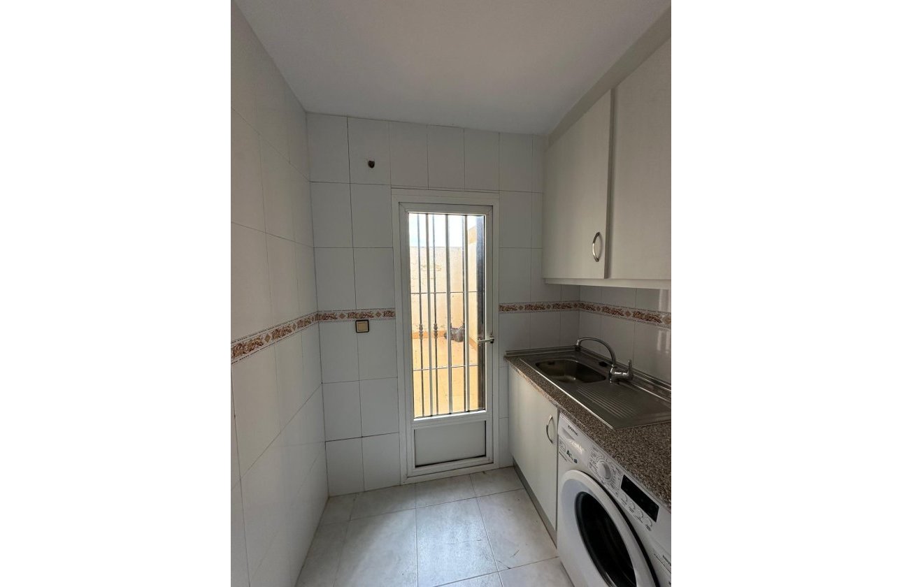 Herverkoop - Bungalow -
Torrevieja