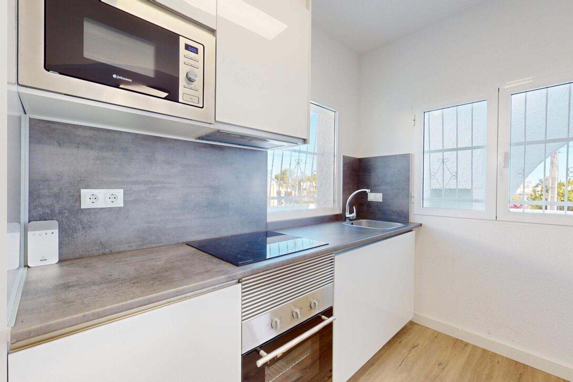 Herverkoop - Bungalow -
Villamartin - Costa Blanca