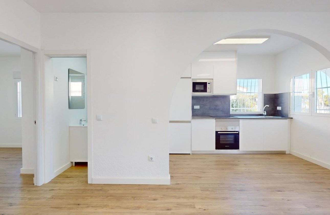 Herverkoop - Bungalow -
Villamartin - Costa Blanca