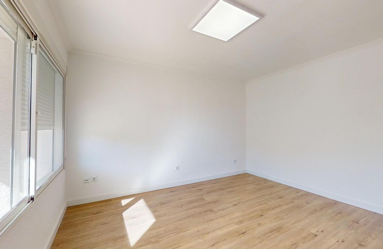 Herverkoop - Bungalow -
Villamartin - Costa Blanca