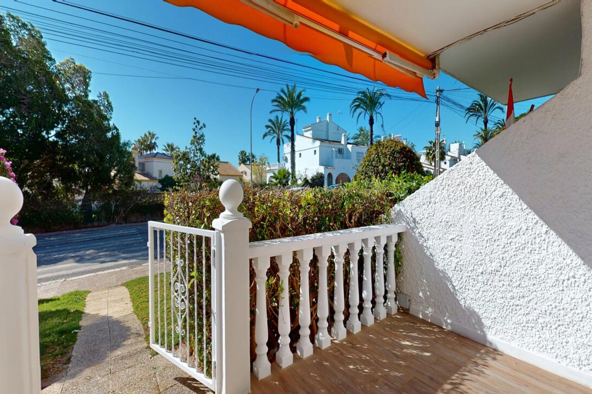 Herverkoop - Bungalow -
Villamartin - Costa Blanca