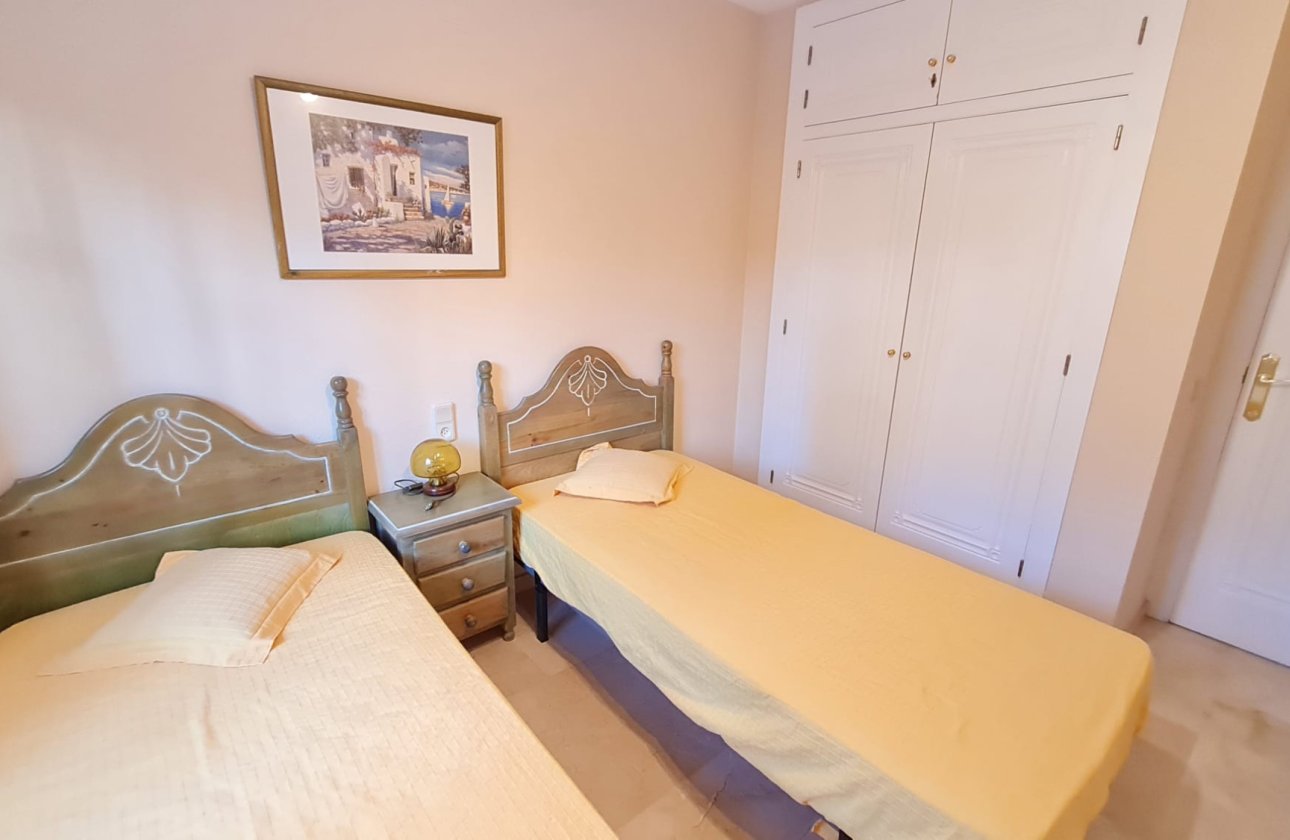 Herverkoop - Bungalow -
Villamartin - Costa Blanca