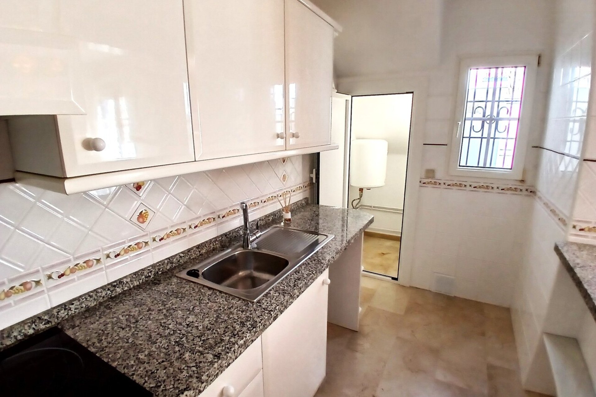 Herverkoop - Bungalow -
Villamartin - Costa Blanca