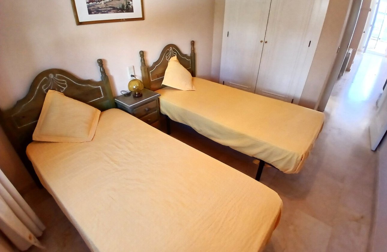 Herverkoop - Bungalow -
Villamartin - Costa Blanca