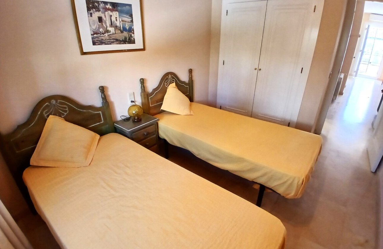 Herverkoop - Bungalow -
Villamartin - Costa Blanca