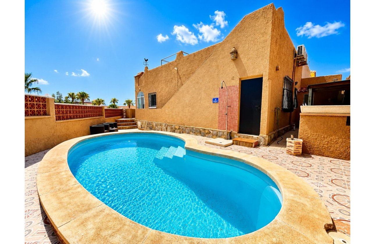 Herverkoop - Bungalow -
Villamartin - Costa Blanca