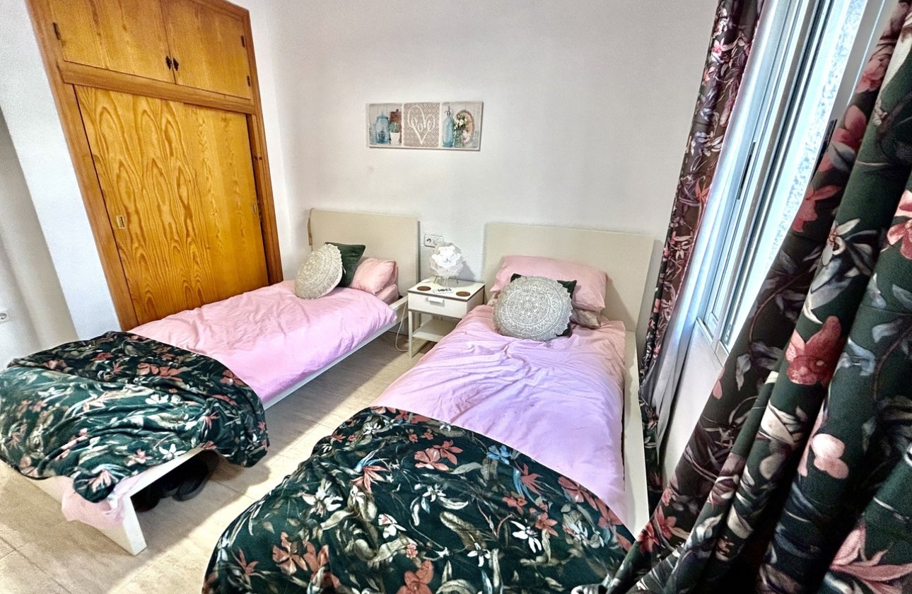 Herverkoop - Bungalow -
Villamartin - Costa Blanca