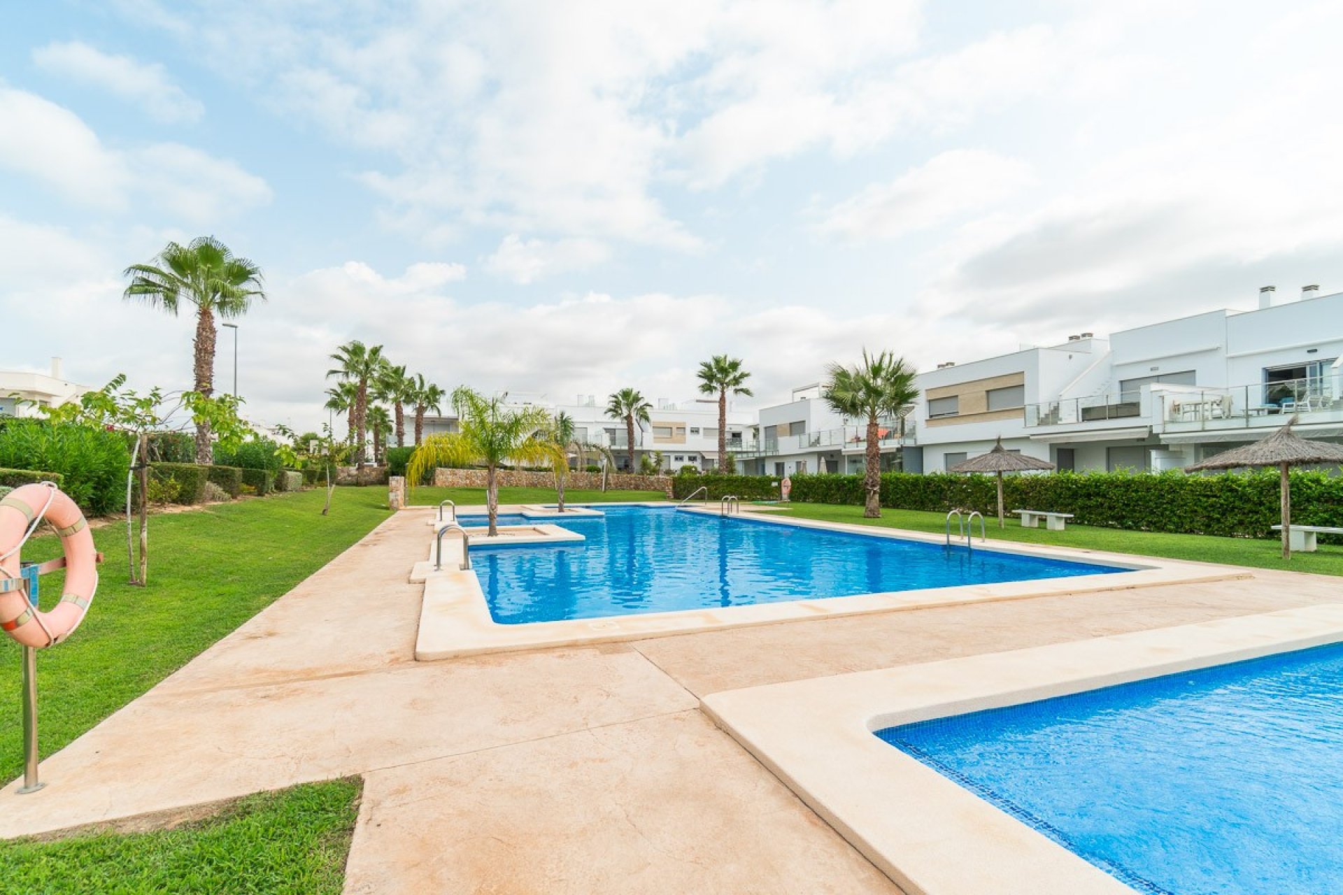 Herverkoop - Bungalow -
Vistabella Golf Entre Naranjos - Inland