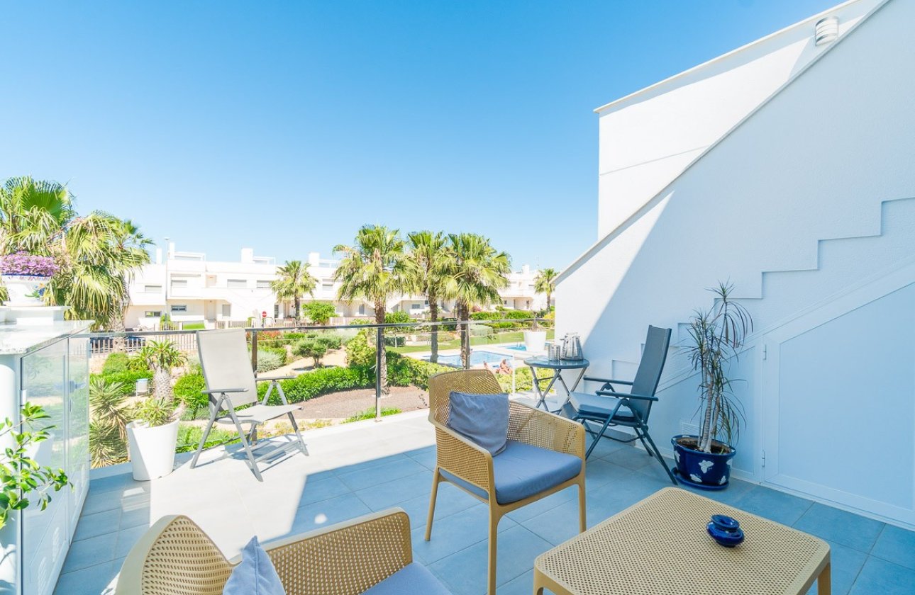 Herverkoop - Bungalow -
Vistabella Golf Entre Naranjos - Inland