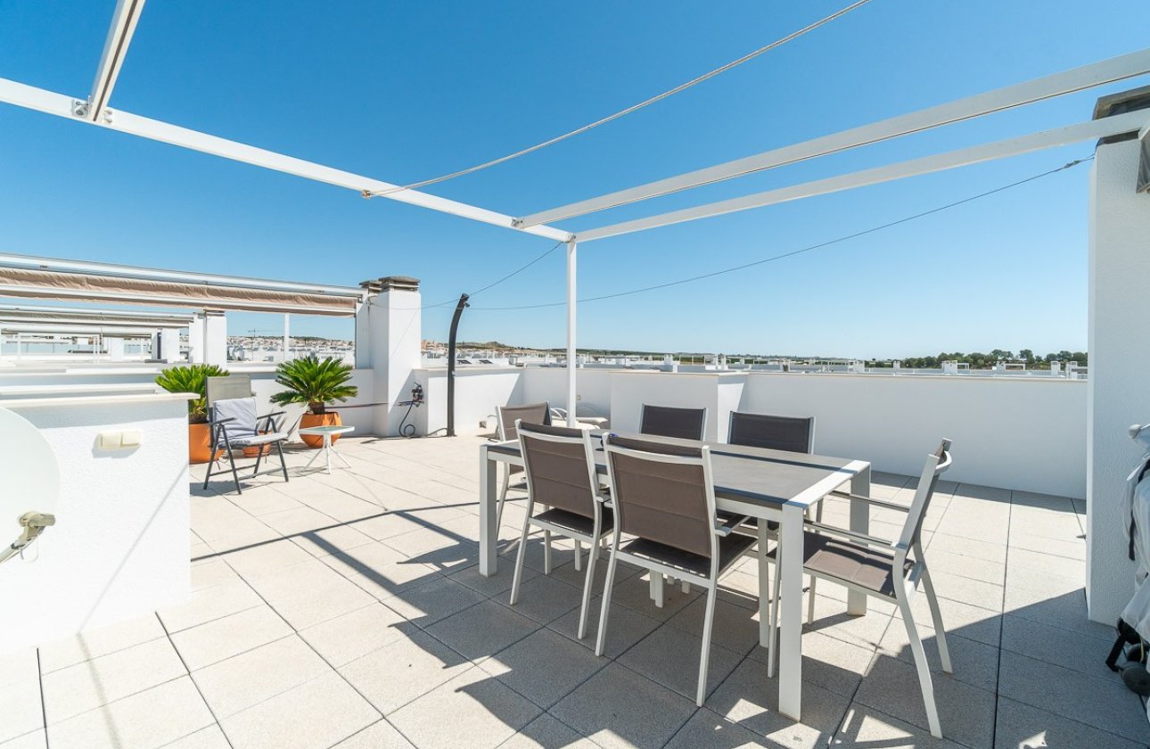 Herverkoop - Bungalow -
Vistabella Golf Entre Naranjos - Inland