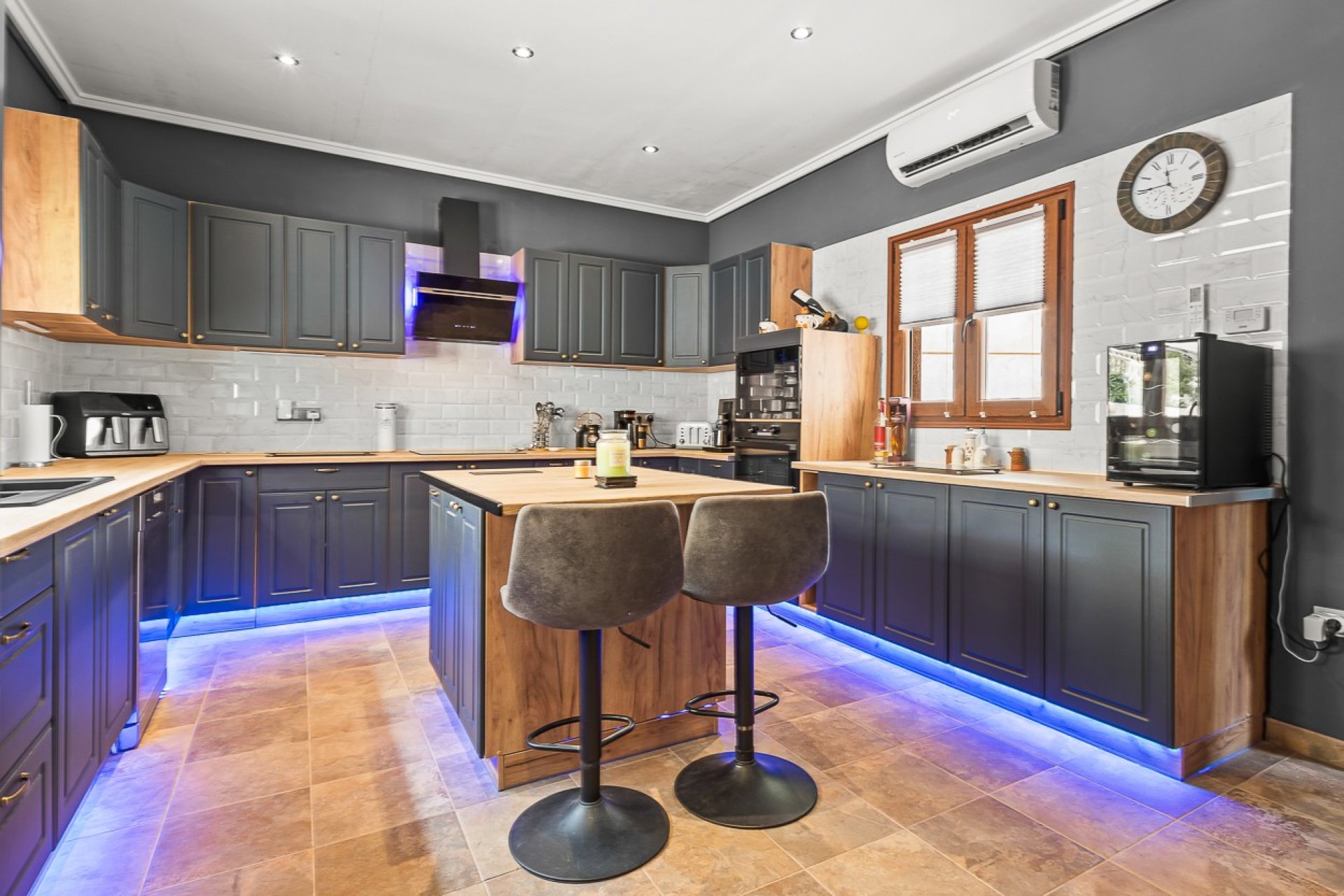 Herverkoop - Casa de Pueblo -
Torremendo - Costa Blanca