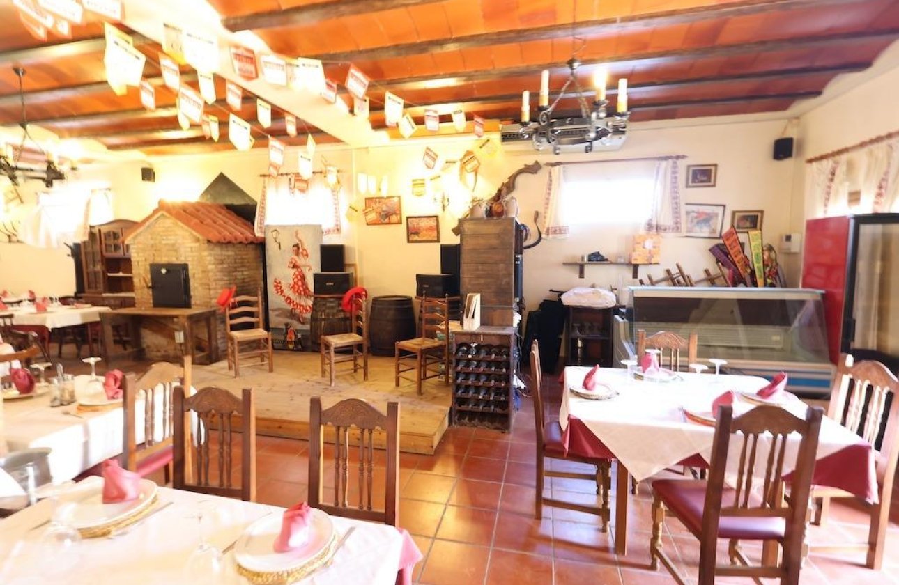 Herverkoop - Commercial -
Orihuela Costa - Costa Blanca