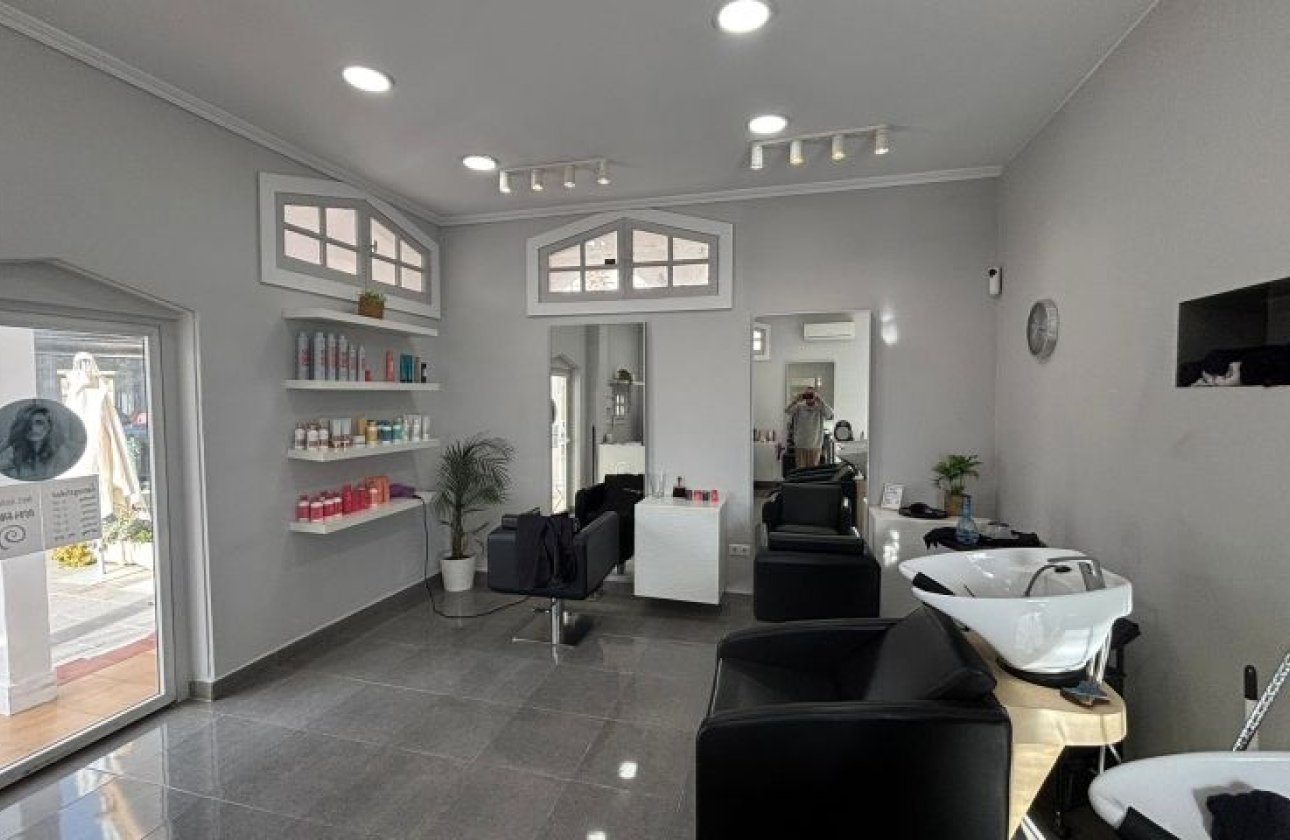 Herverkoop - Commercial -
Orihuela Costa - Costa Blanca