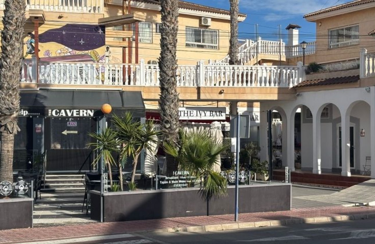 Herverkoop - Commercial -
Orihuela Costa - Costa Blanca