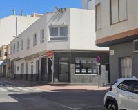 Herverkoop - Commercial -
Torrevieja - Centro