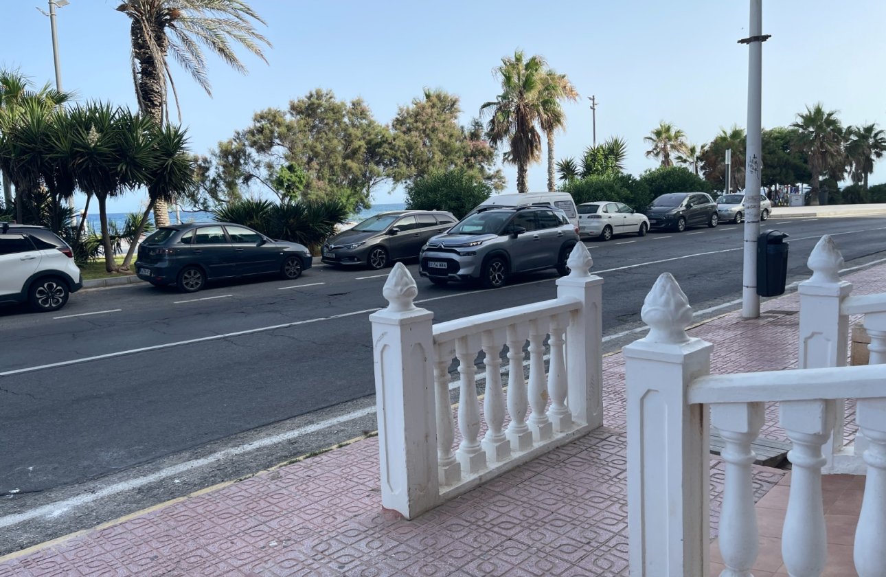 Herverkoop - Commercial -
Torrevieja - Costa Blanca