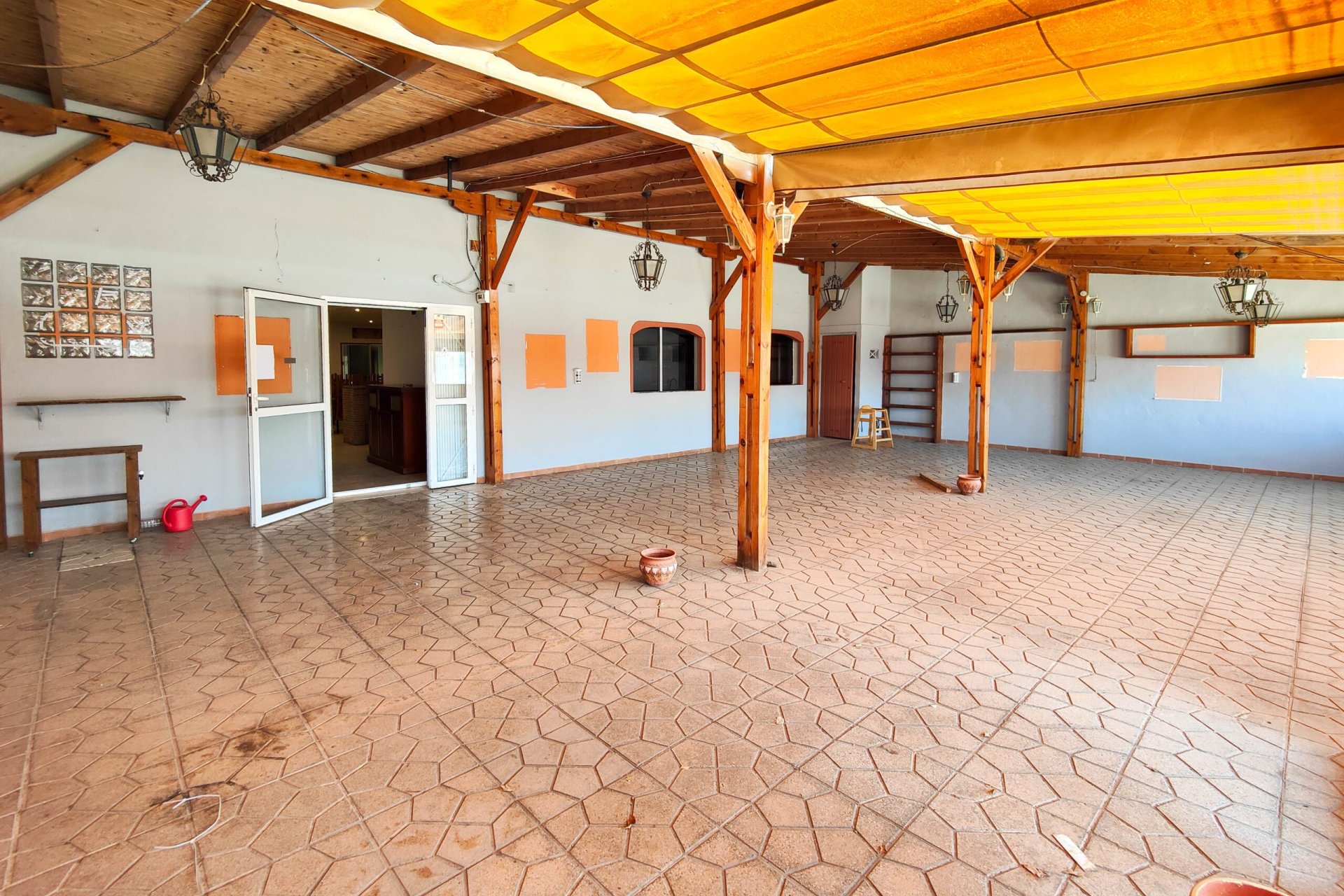 Herverkoop - Commercial -
Torrevieja - Costa Blanca