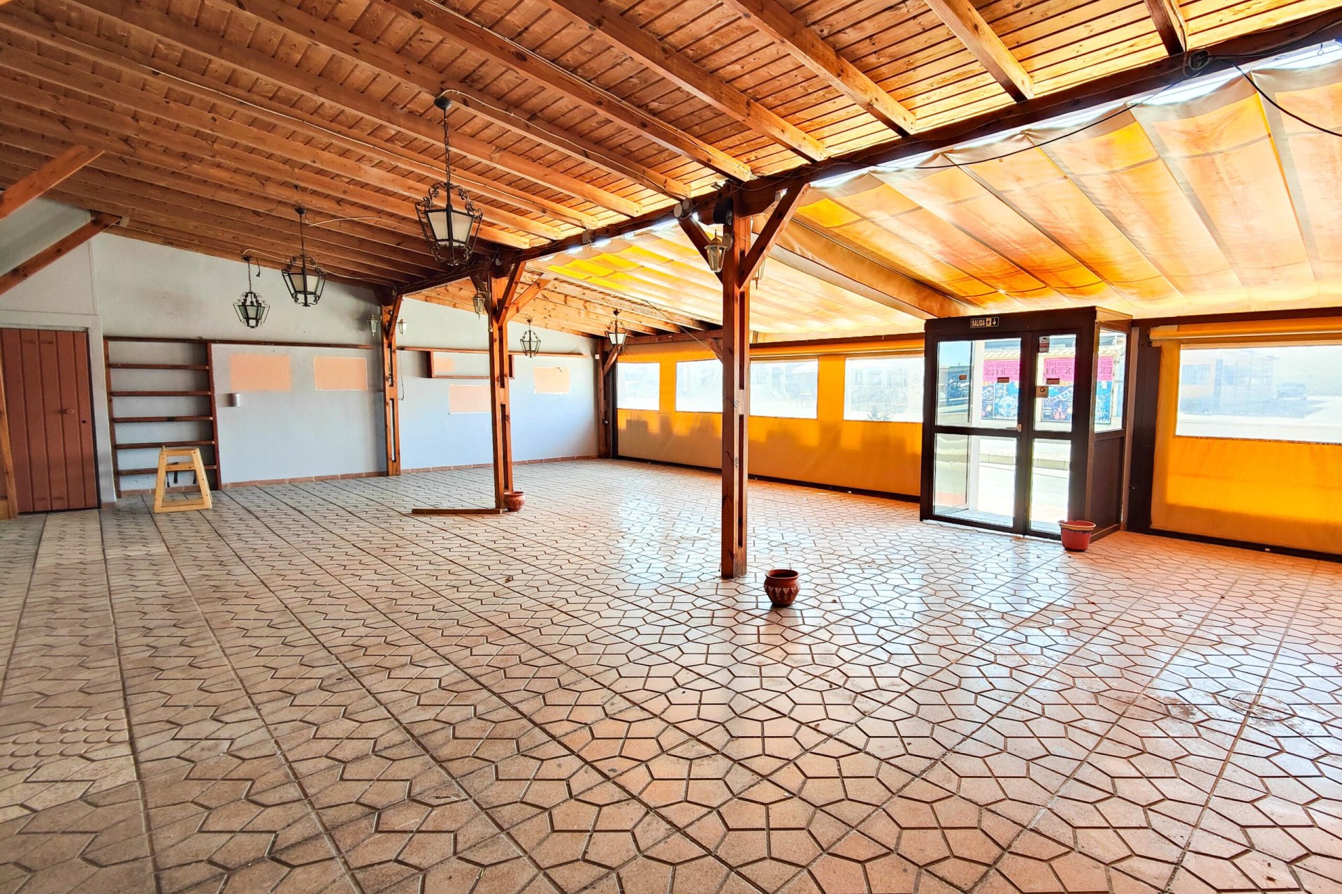 Herverkoop - Commercial -
Torrevieja - Costa Blanca