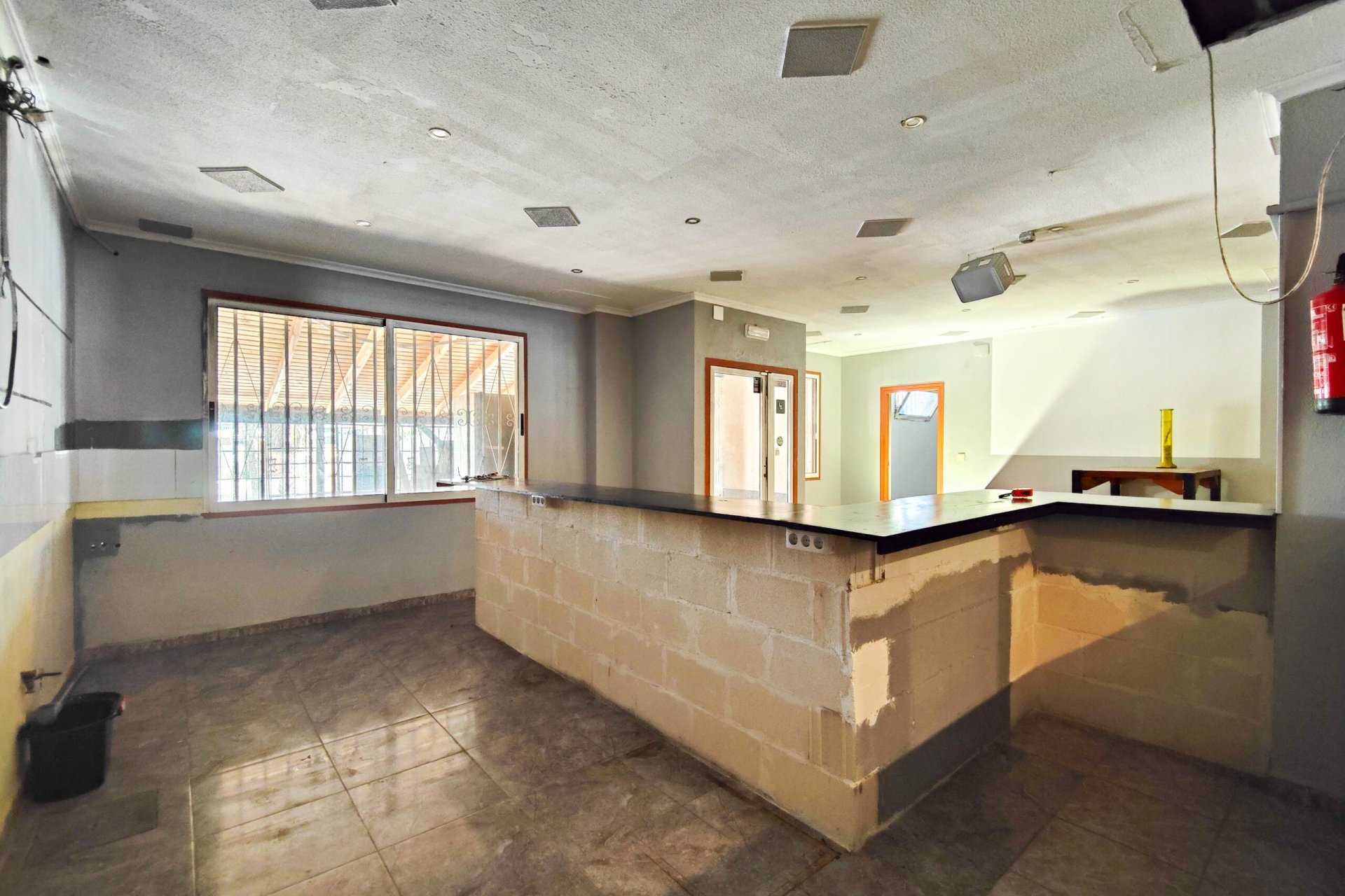 Herverkoop - Commercial -
Torrevieja - Costa Blanca