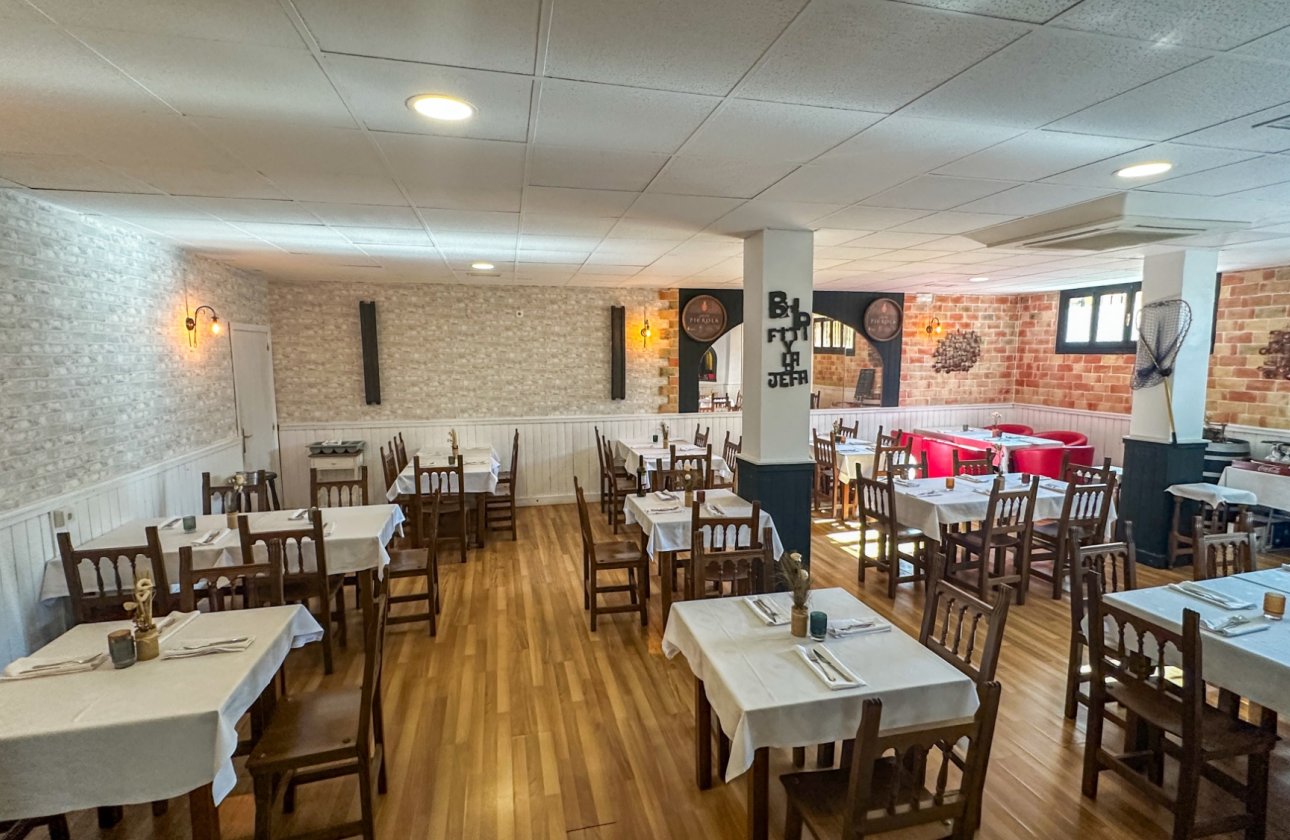 Herverkoop - Commercial -
Torrevieja - Costa Blanca