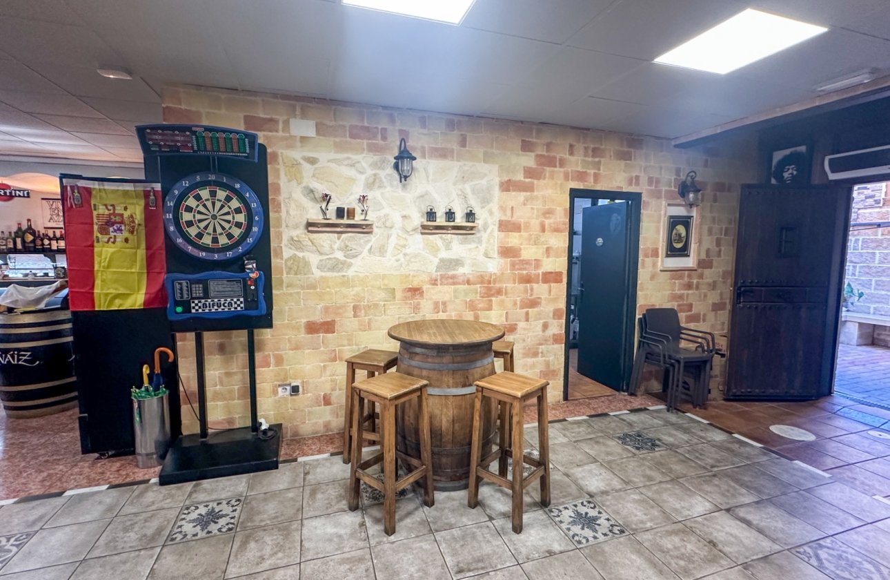 Herverkoop - Commercial -
Torrevieja - Costa Blanca