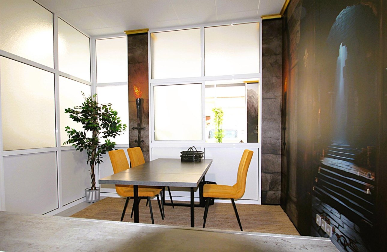 Herverkoop - Commercial -
Torrevieja - Las Piscinas Naturales