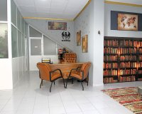 Herverkoop - Commercial -
Torrevieja - Las Piscinas Naturales