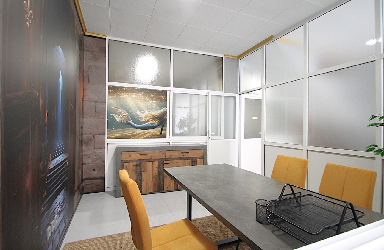 Herverkoop - Commercial -
Torrevieja - Las Piscinas Naturales