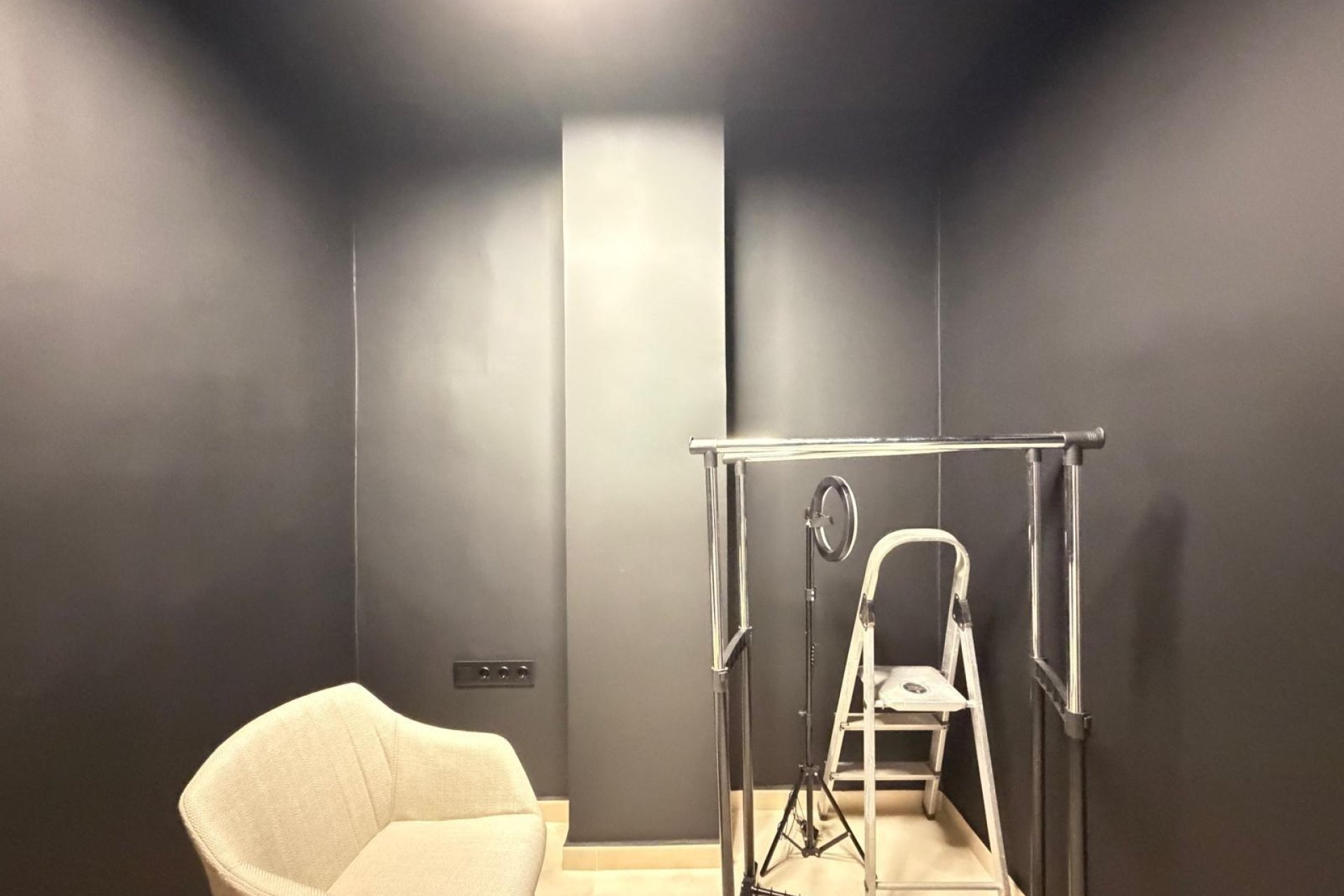 Herverkoop - Commercial -
Torrevieja - Playa de los Locos