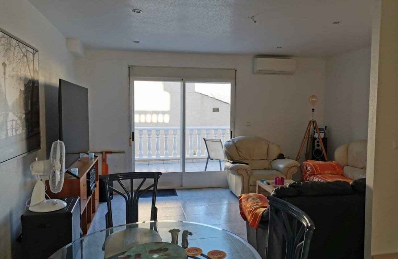 Herverkoop - Dúplex -
Benijofar - Costa Blanca