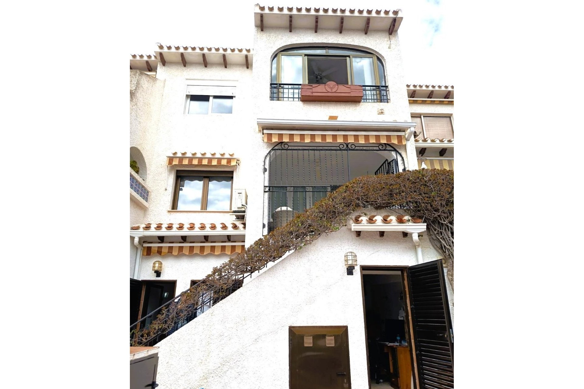 Herverkoop - Dúplex -
Cabo Roig - Costa Blanca