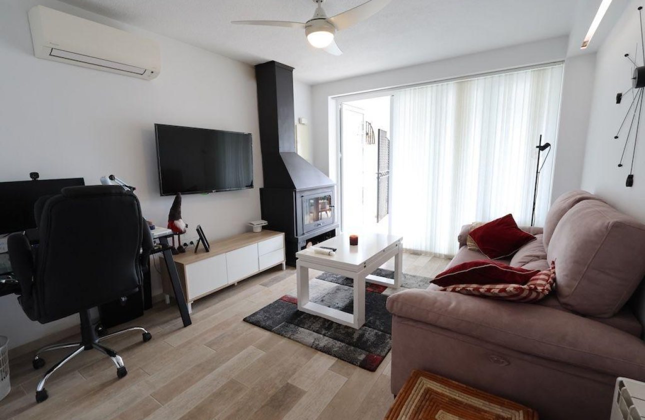 Herverkoop - Dúplex -
Cabo Roig - Costa Blanca