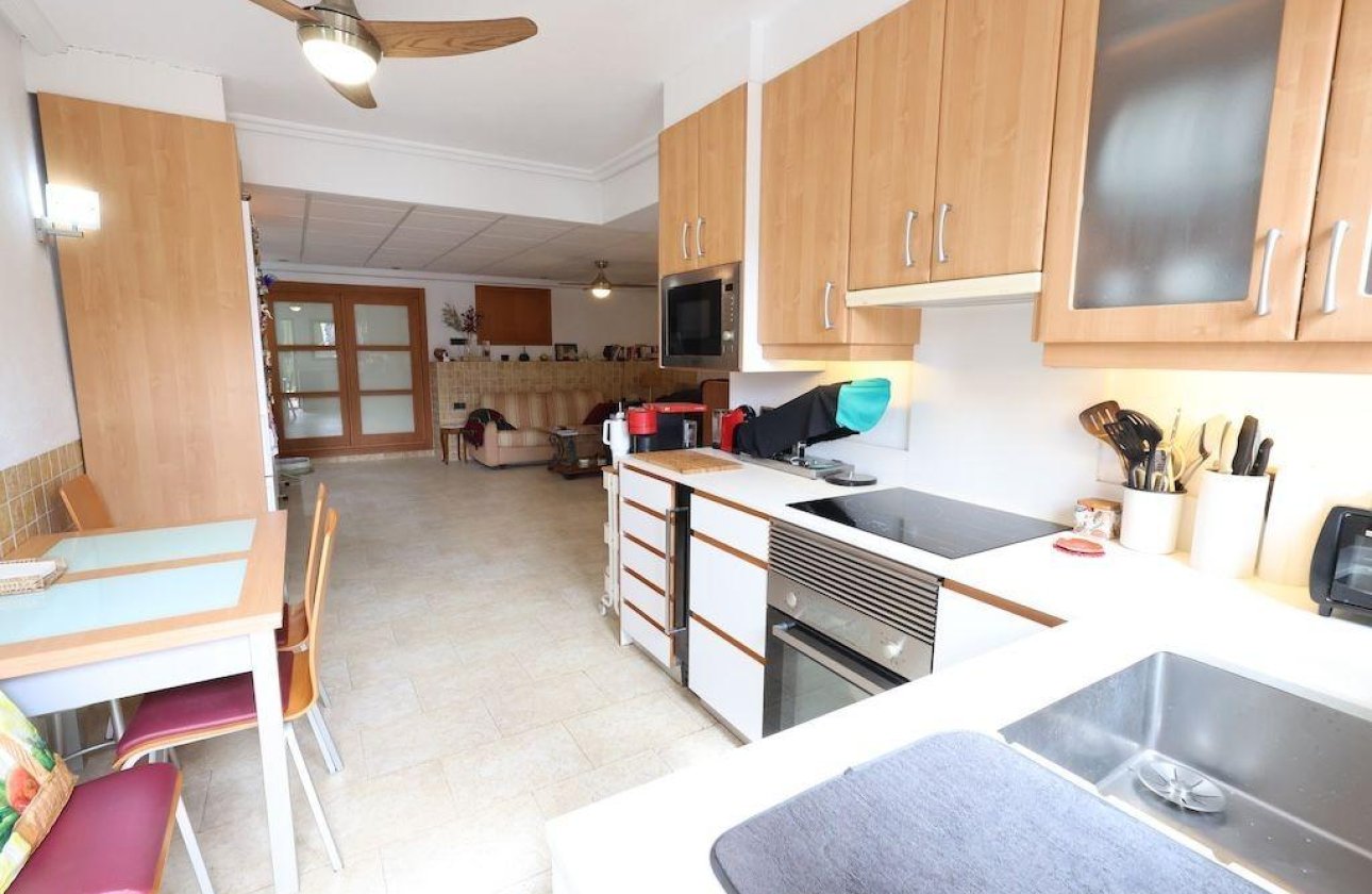 Herverkoop - Dúplex -
Cabo Roig - Costa Blanca