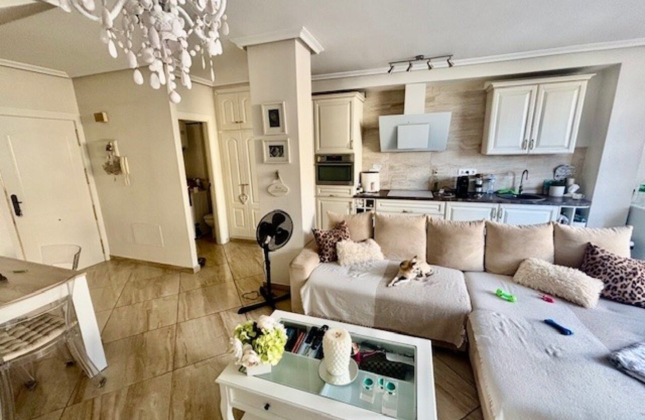 Herverkoop - Dúplex -
La Florida - Inland