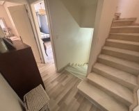 Herverkoop - Dúplex -
La Florida - Inland