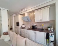 Herverkoop - Dúplex -
La Florida - Inland