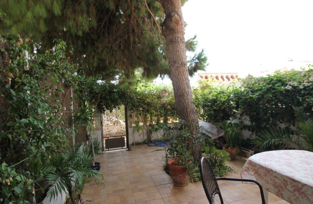 Herverkoop - Dúplex -
La Zenia - Costa Blanca