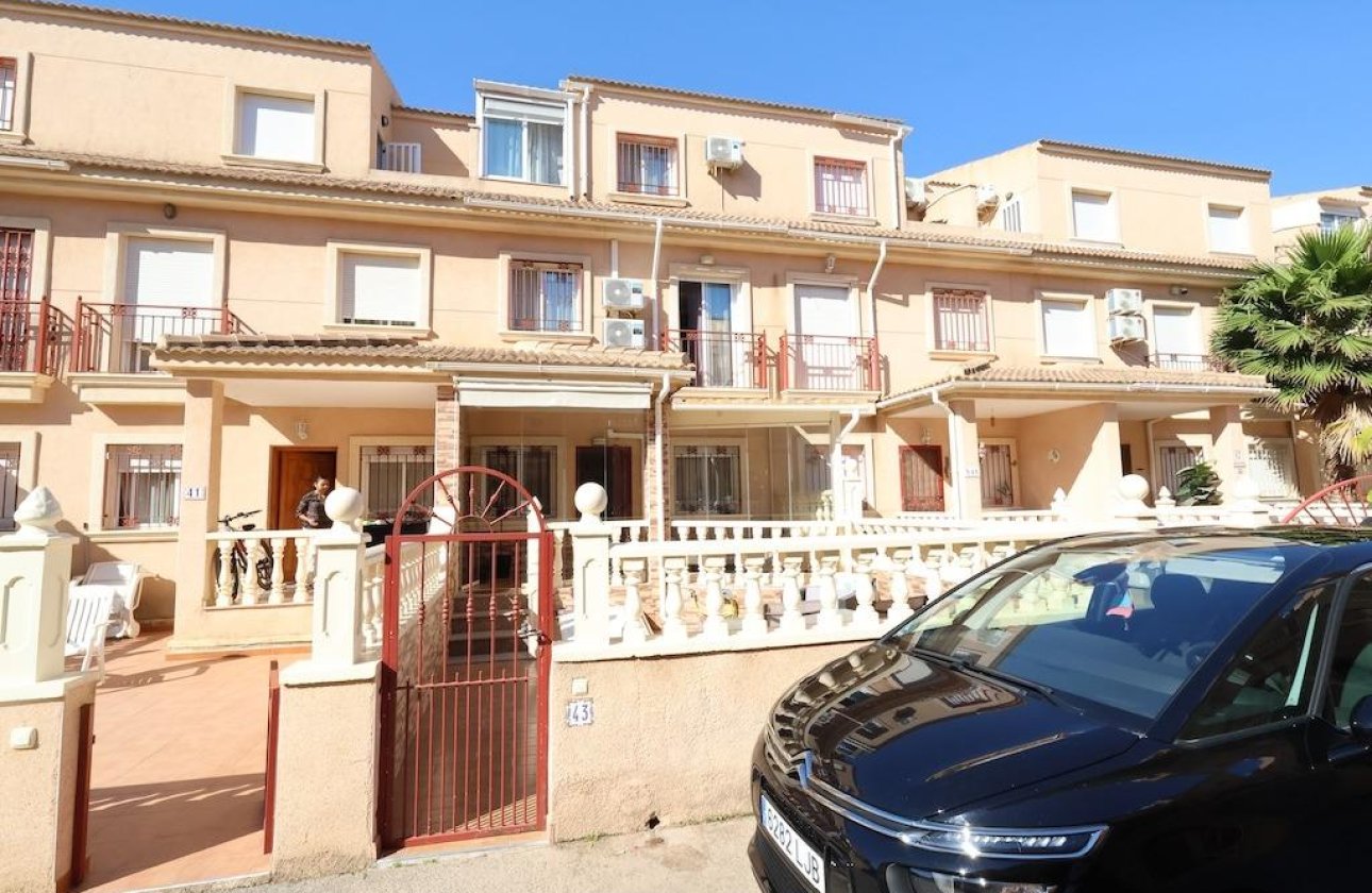 Herverkoop - Dúplex -
Orihuela Costa - Costa Blanca