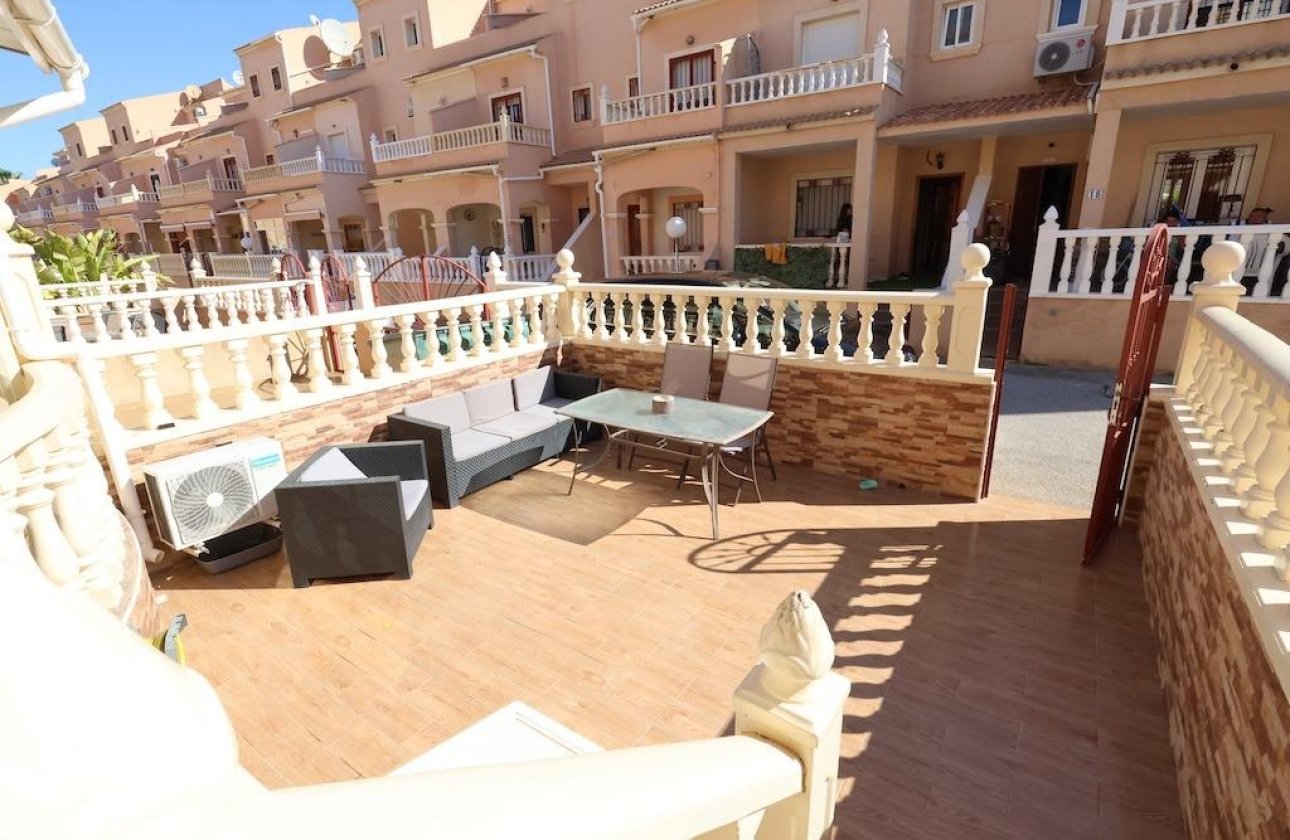 Herverkoop - Dúplex -
Orihuela Costa - Costa Blanca