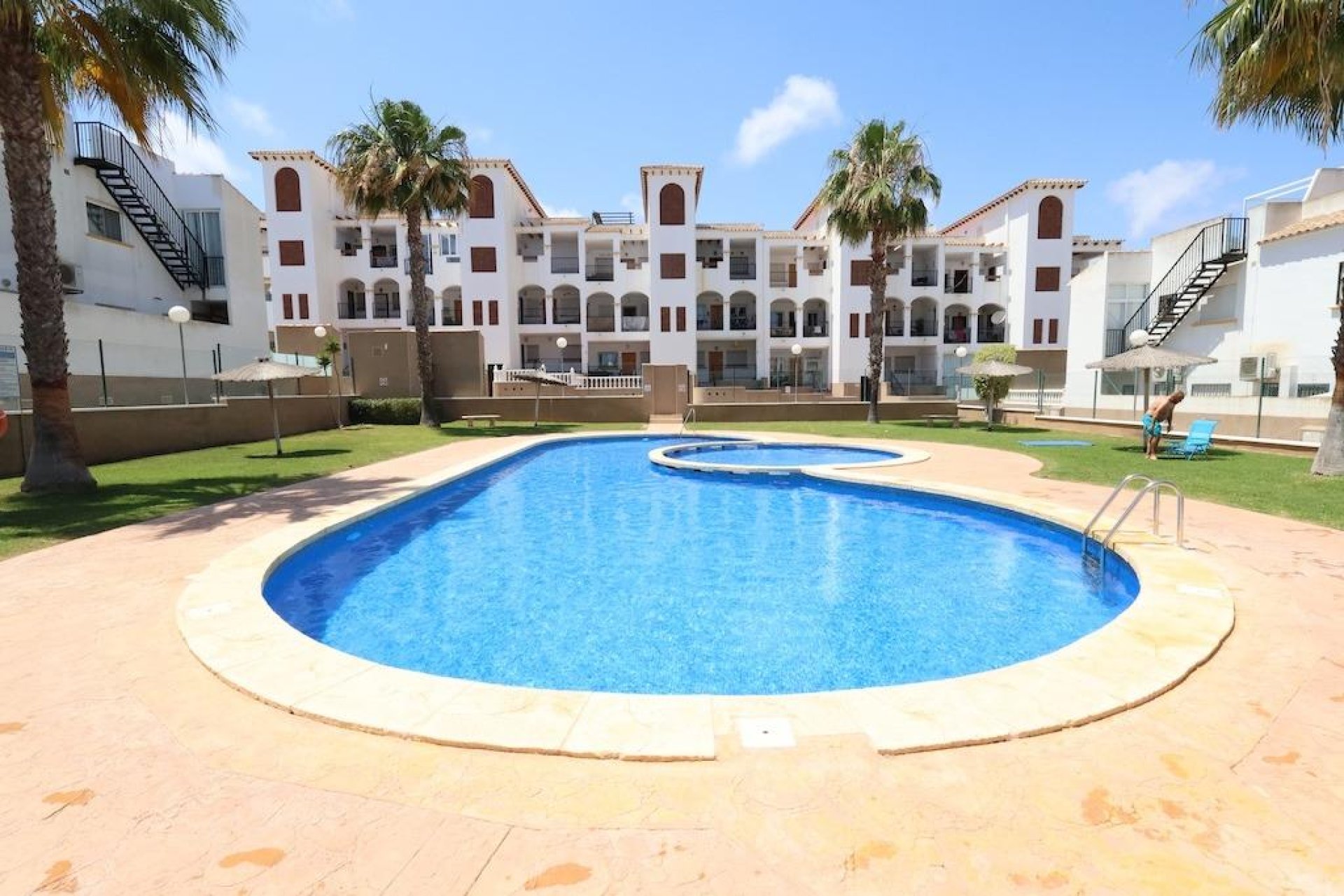 Herverkoop - Dúplex -
Orihuela Costa - Costa Blanca