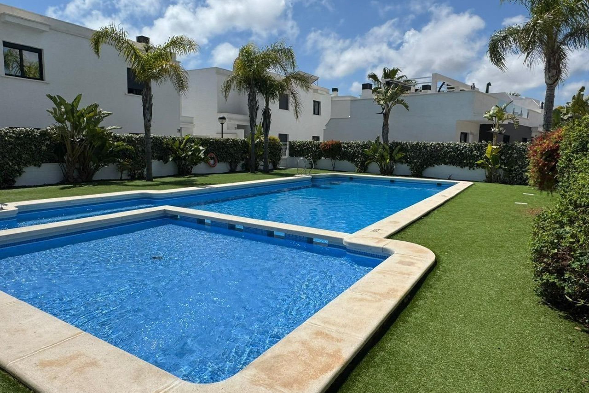 Herverkoop - Dúplex -
Orihuela Costa - Costa Blanca