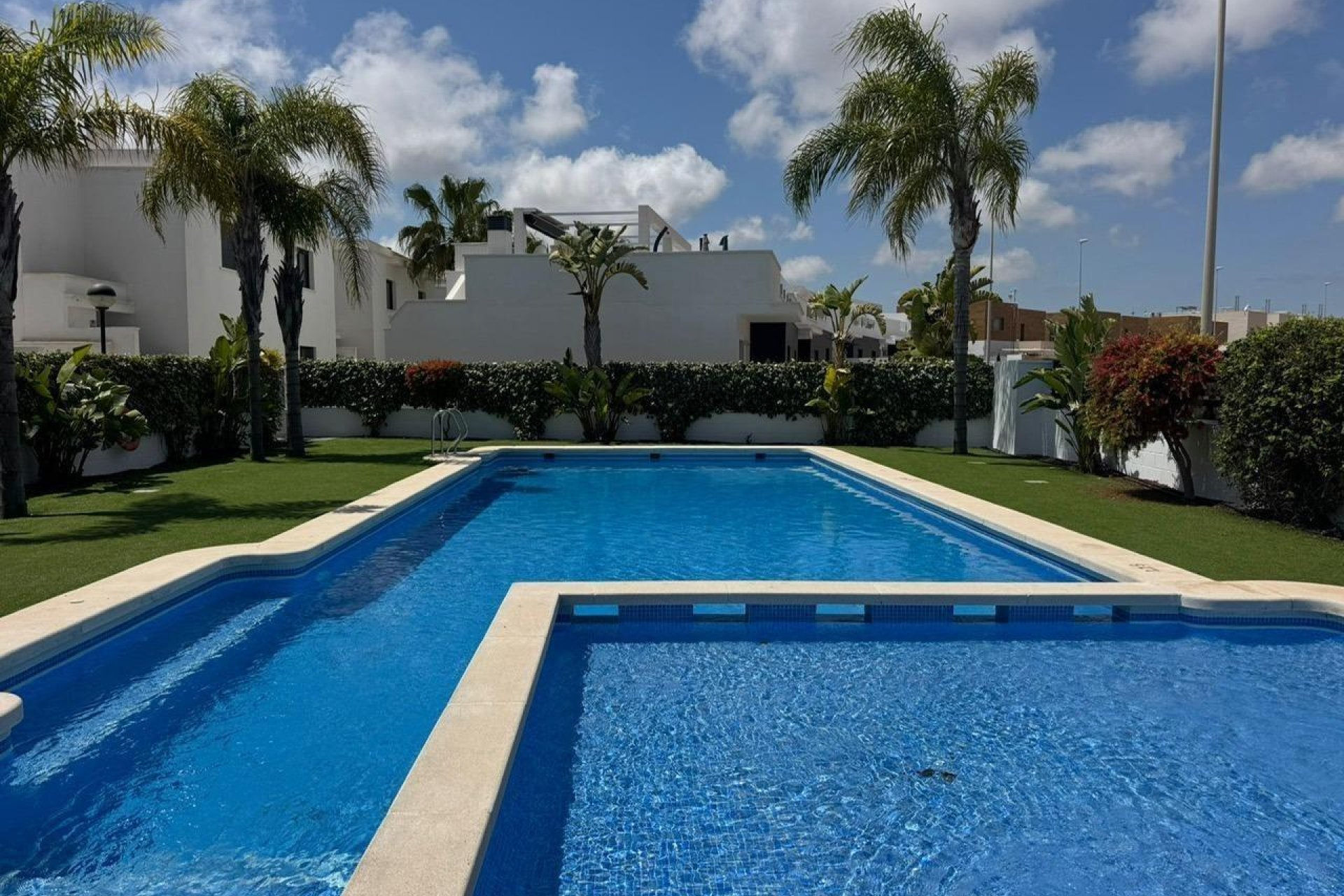 Herverkoop - Dúplex -
Orihuela Costa - Costa Blanca