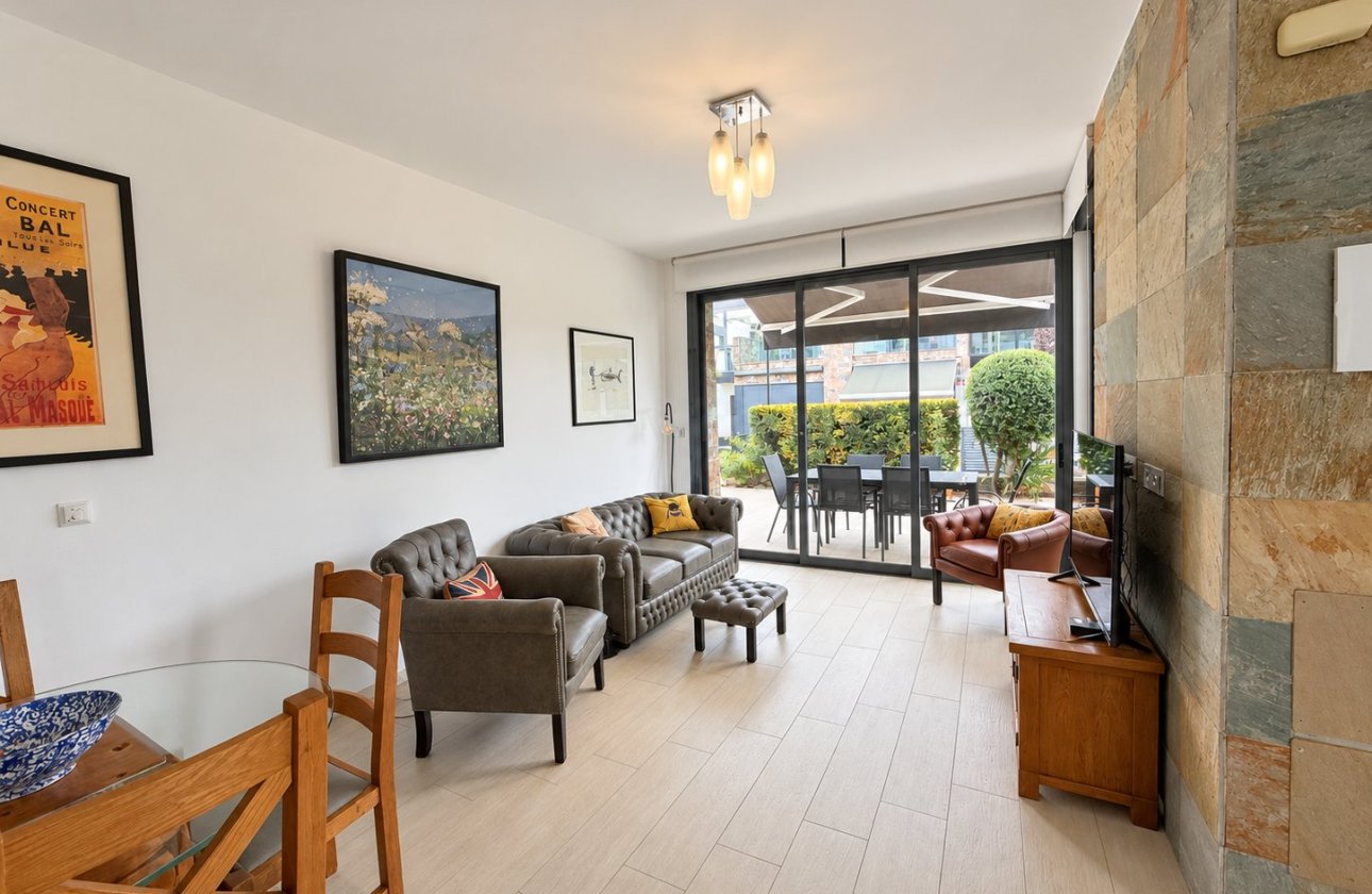 Herverkoop - Dúplex -
Orihuela Costa - Costa Blanca
