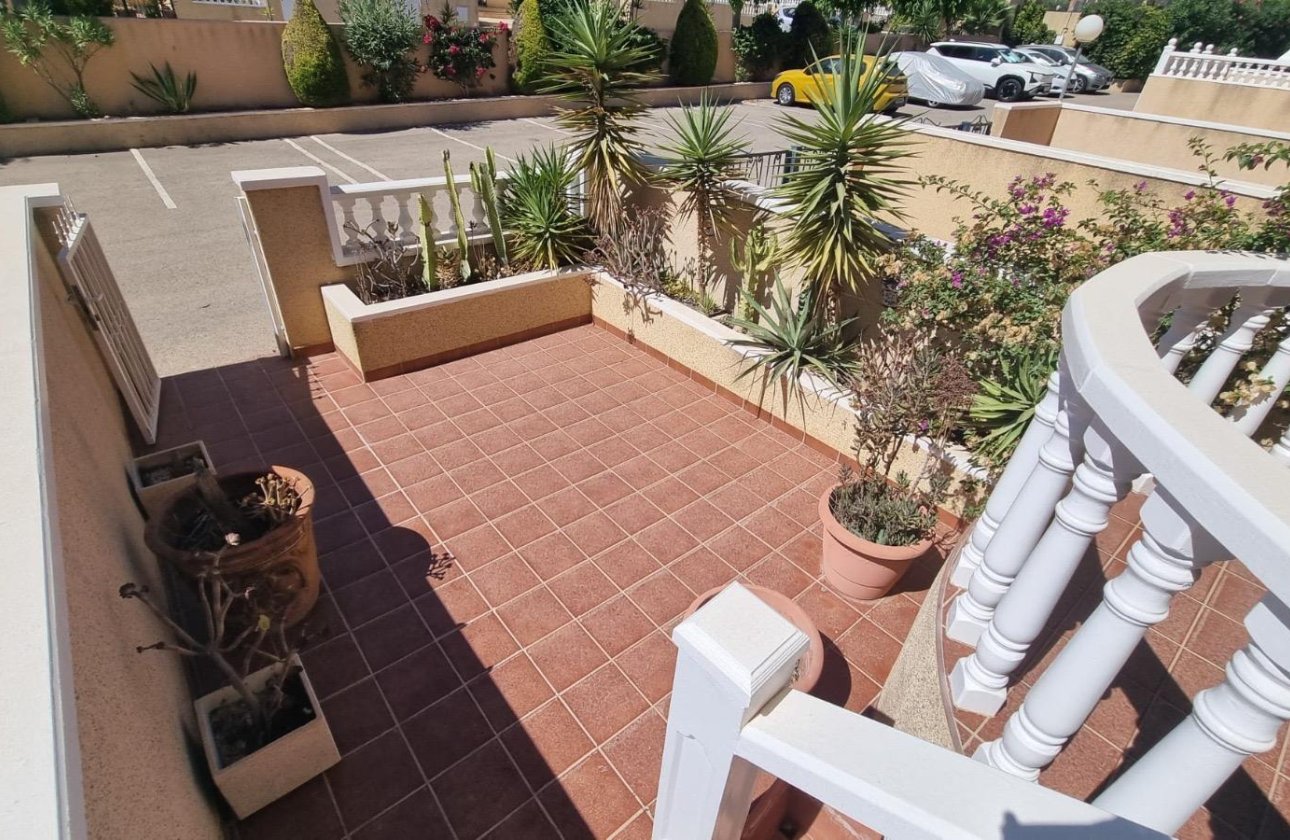 Herverkoop - Dúplex -
Orihuela Costa - La Ciñuelica